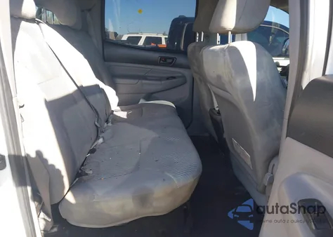 2013 Toyota Tacoma Prerunner V6 z USA, uszkodzony, nr VIN 5TFJU4GN5DX040153